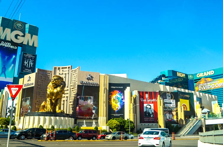online casino 18+