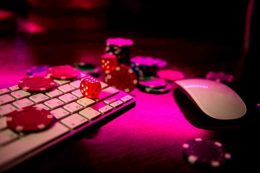 Trada 25 no deposit free spins 2023